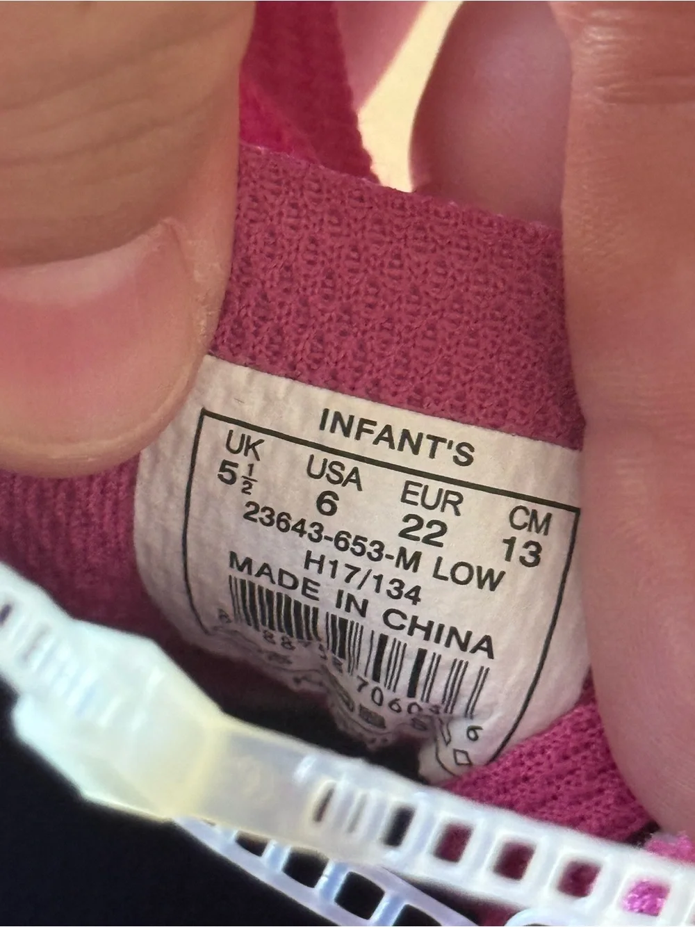 NWT K-Swiss Hot Pink Kids' Lace-Up Sneakers